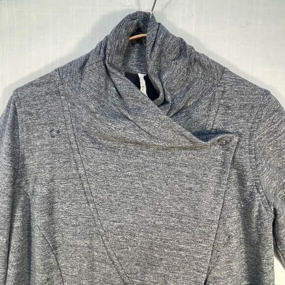 Lululemon Heathered Gray Long Sleeve Thats A Wrap Cardigan Sweater Jacket Size 6 - Picture 2 of 8